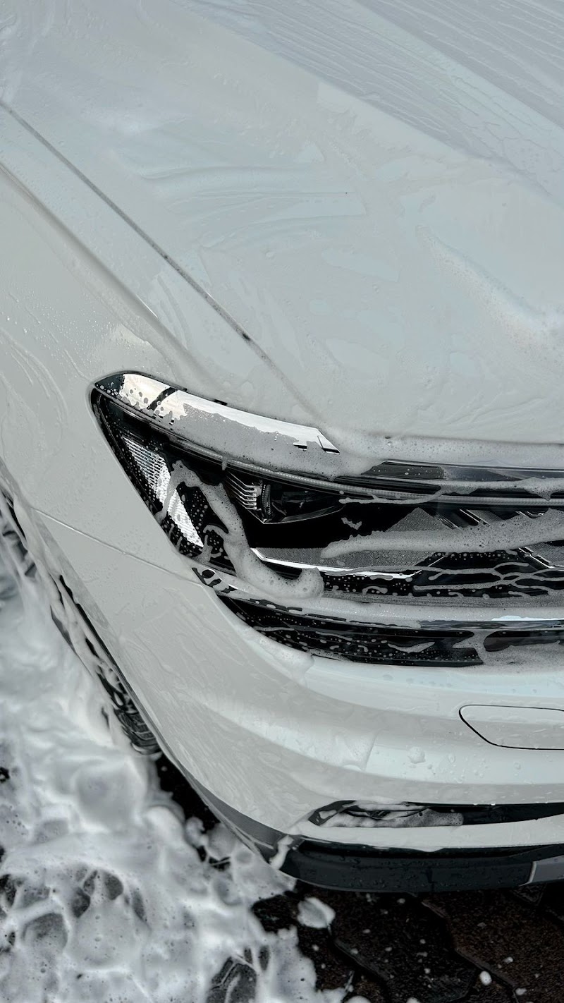Hammer Time Car Wash - Photo 2